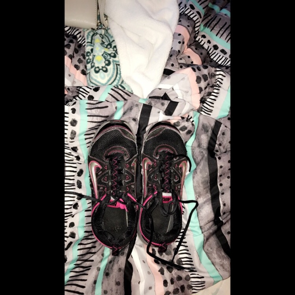 Size 10 Nike alvords!